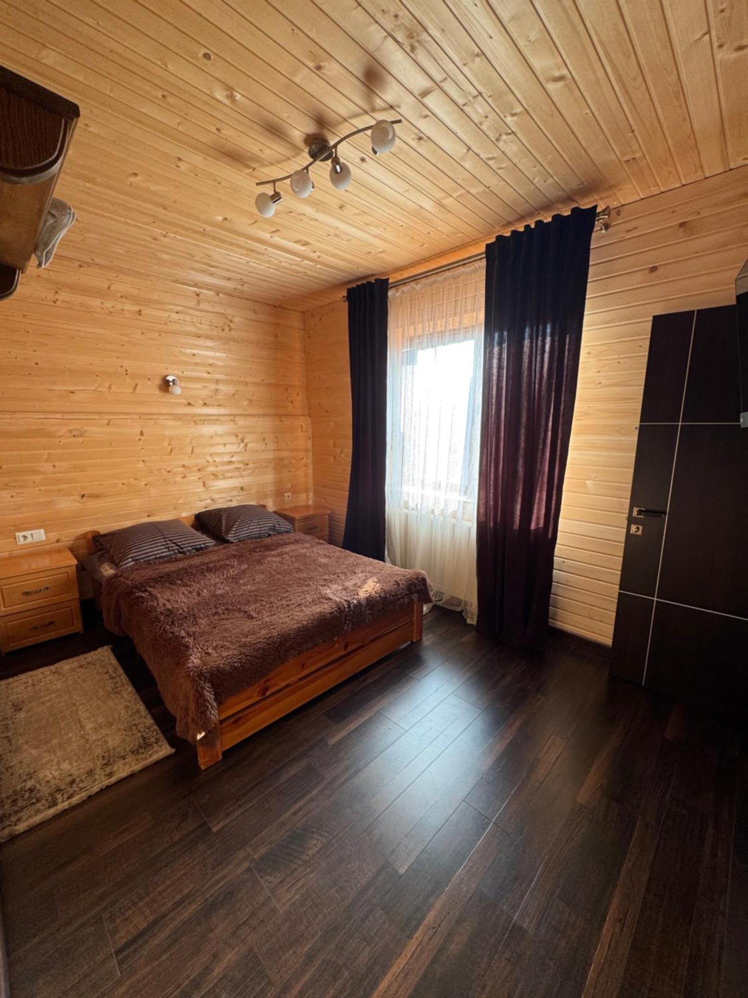 Опришок Hotel Palyanytsya Exterior photo